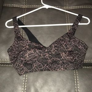 Lululemon sport bra - light support